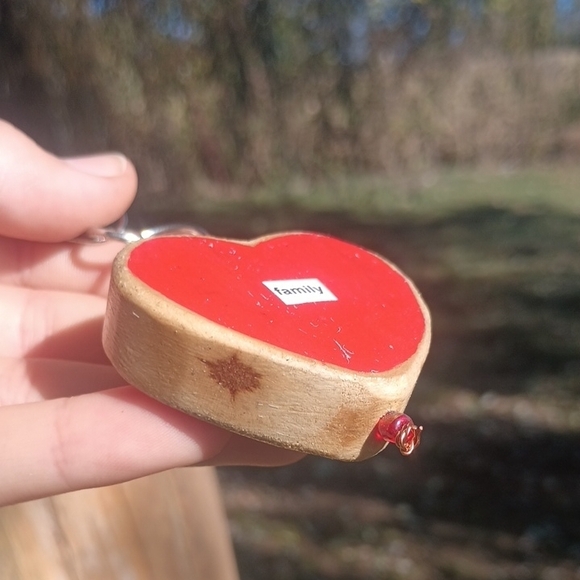Wooden Heart Keychain - Picture 6 of 6